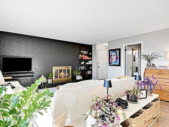 5th image of 8740 Metcalf Ave APT 101