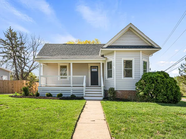 301 Park St, Christiansburg, VA 24073