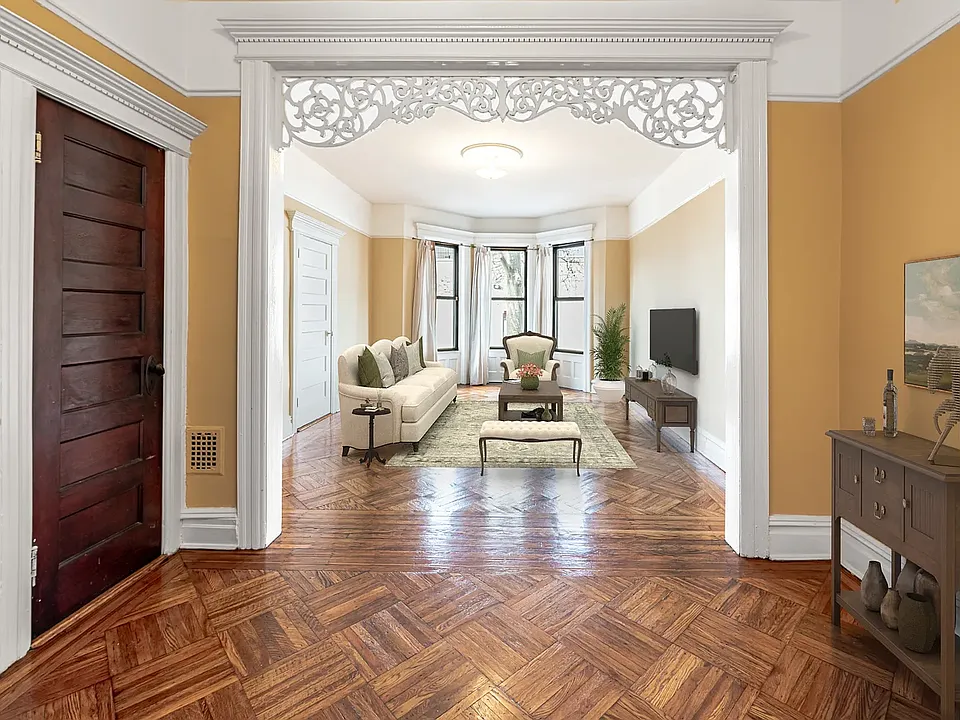 1522 Putnam Ave #1