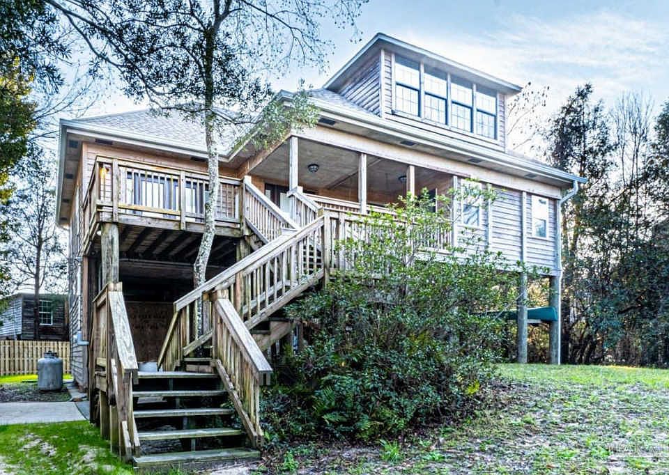 1st image of 7751 River Landing Dr