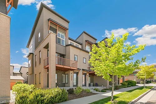 10069 Town Ridge Ln Photo 1