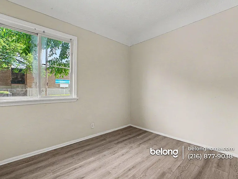 3326 Walton Ave — Photo 5