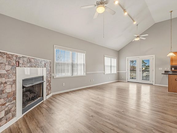 5th image of 1020 Phyllis St.