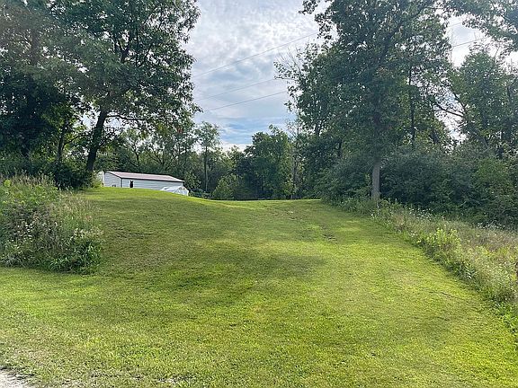 5th image of 26500 Lake Pittsfield Dr
