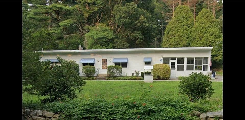 1st image of 935 Tunk Hill Rd