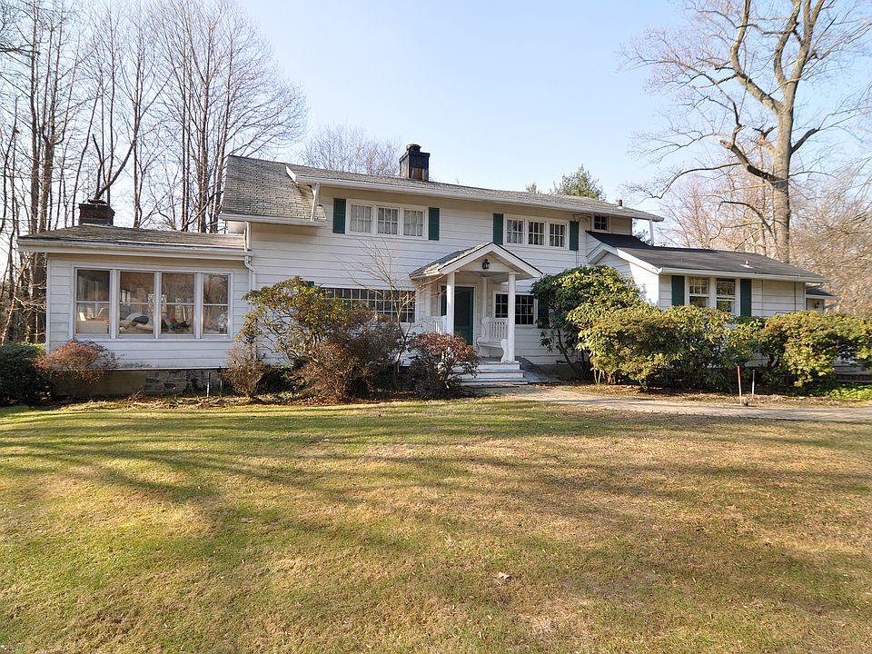 1st image of 3 Paret Ln