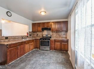 332 N Clinton Ave, Trenton, NJ 08638