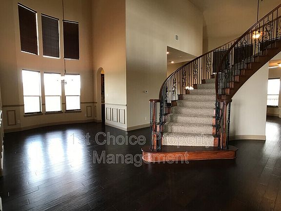 5th image of 5432 Fogata Ln
