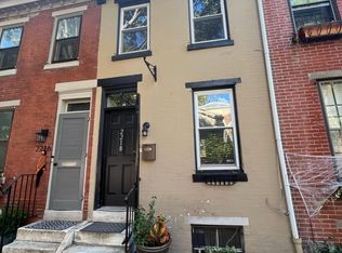 2218 Manning St, Philadelphia, PA 19103