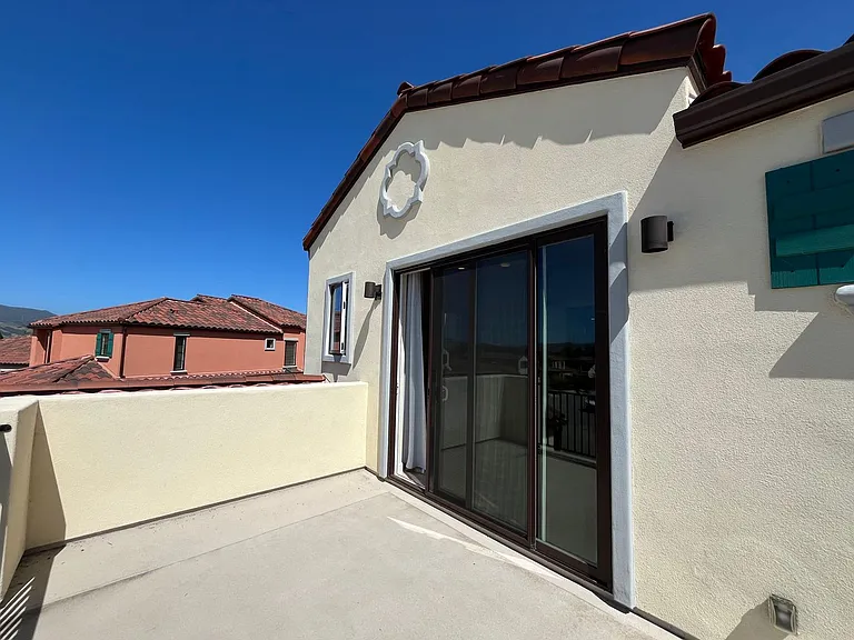 3005 Arezzo Dr — Photo 44