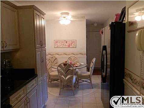 2nd image of 39 Cherrywood Cir
