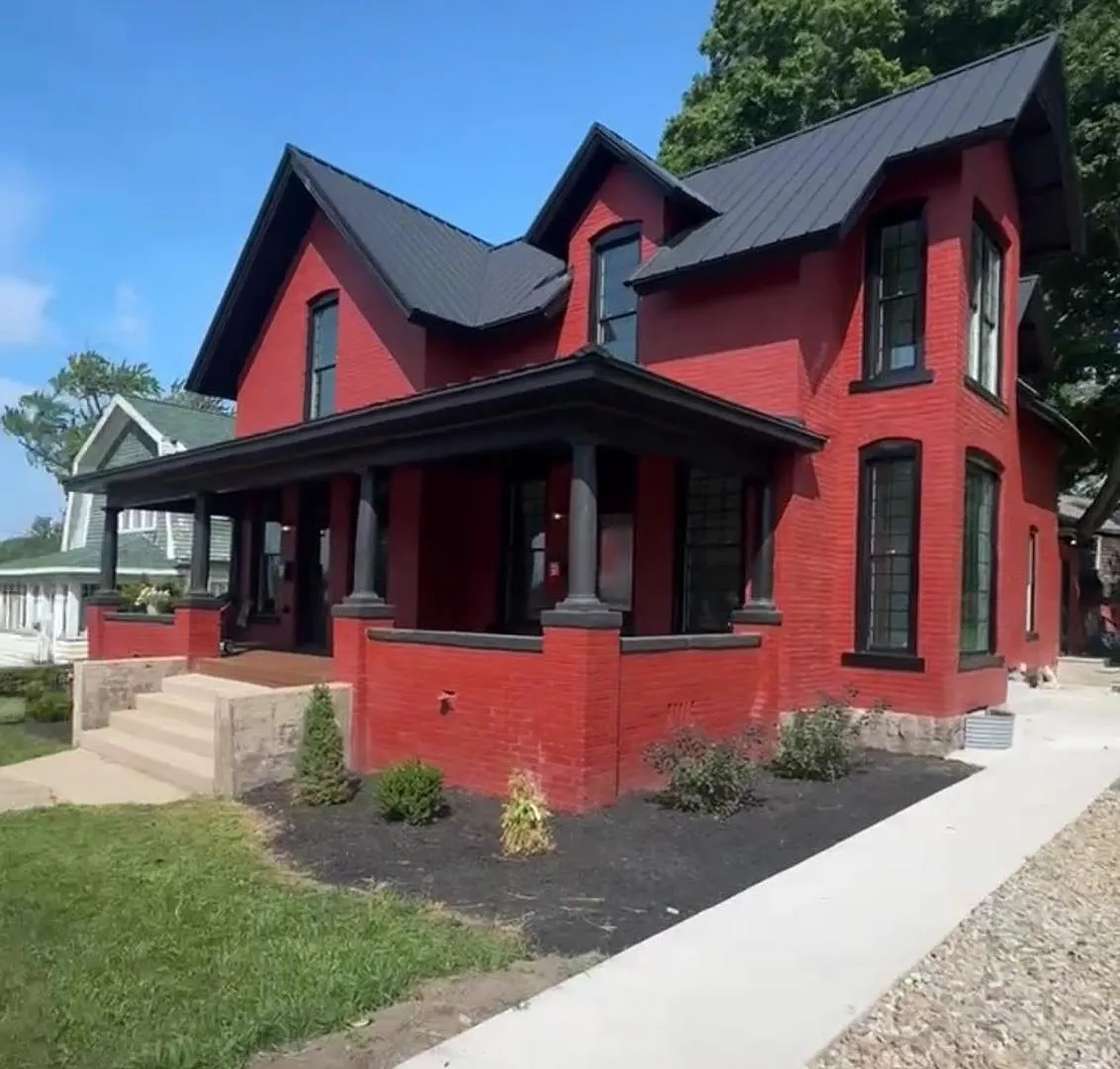 420 N Main St — Photo 1