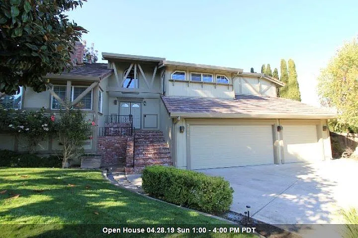 3906 Lindsay Ln photo 1