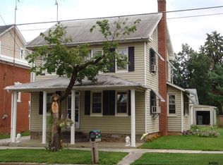 248 W King St, Abbottstown, PA 17301
