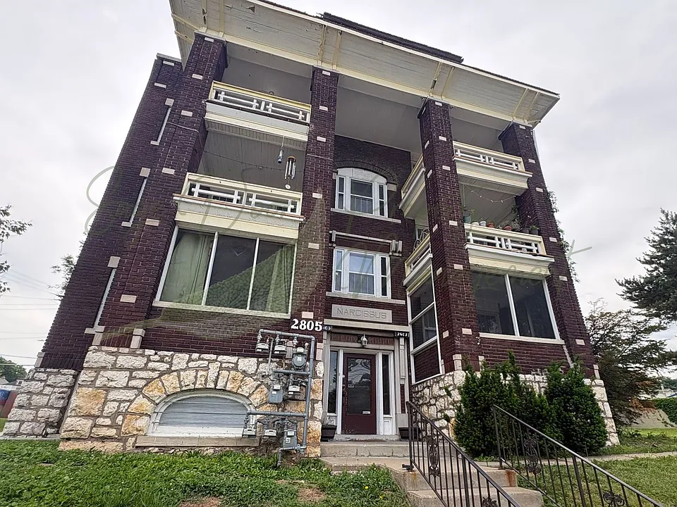 2805 Gillham Rd #2N