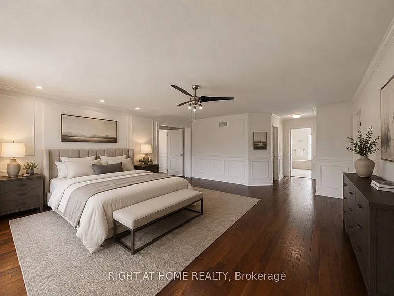 11 Amstel Ave — Photo 24