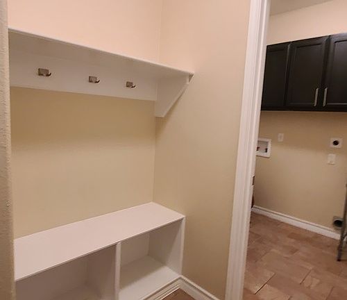 5th image of 101 Washingtonia Dr
