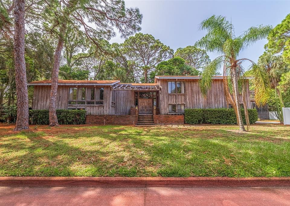 1st image of 1320 CORAL WAY S