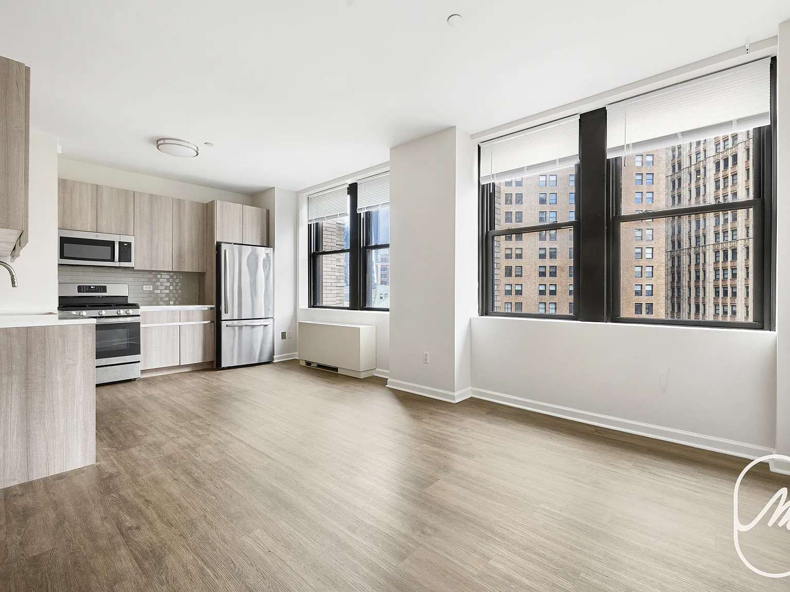 15 Park Row — Photo 3