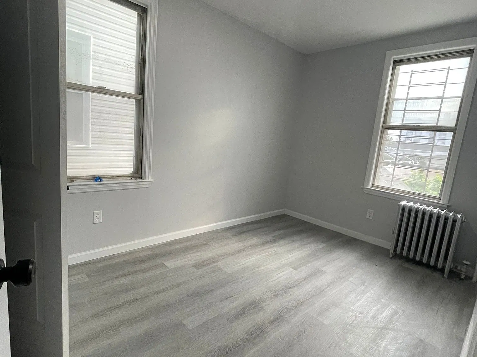399 Cator Ave — Photo 4