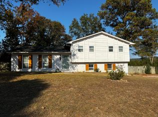 701 Creekview Dr, Pelham, AL 35124