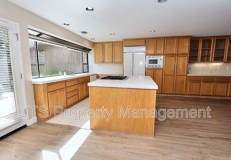 11674 Gold Country Blvd — Photo 17
