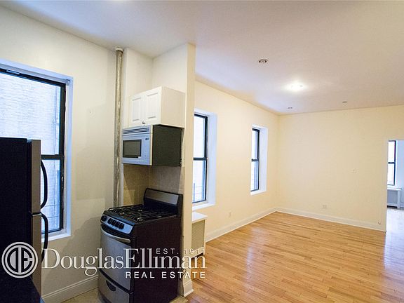 3rd image of 270 Fort Washington Ave APT 24