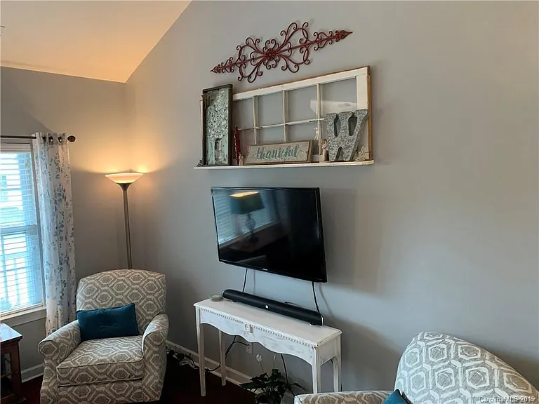 14722 Inter Milan Way — Photo 27