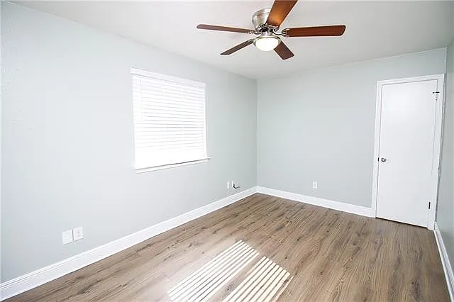 229 Oak Ave — Photo 15