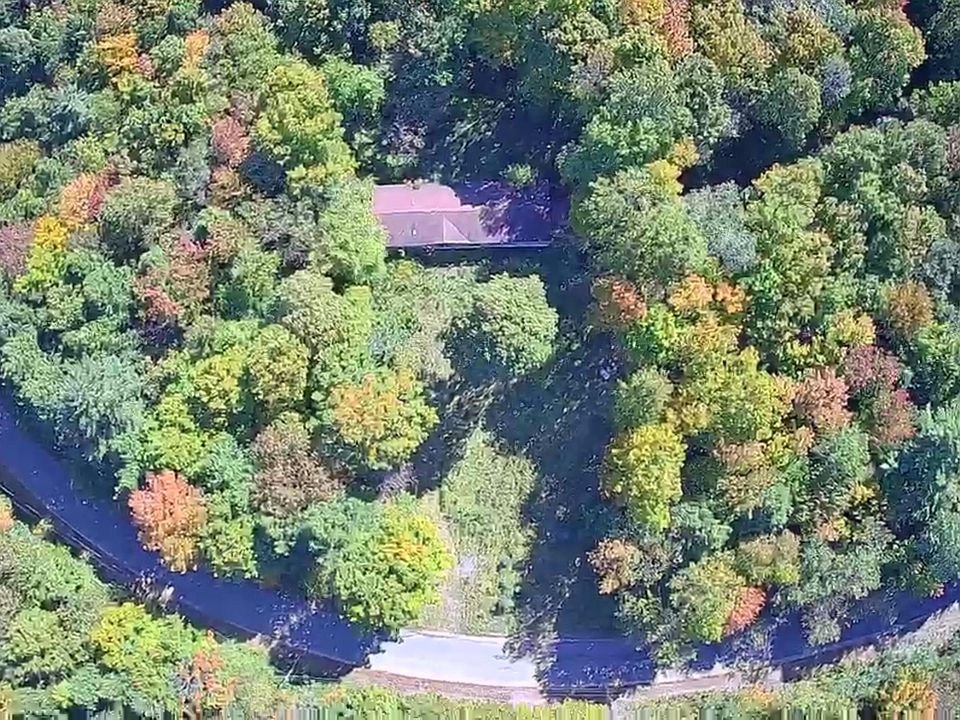 1st image of 370 Hunter Road