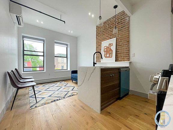 4th image of 1407 Dean St #3F