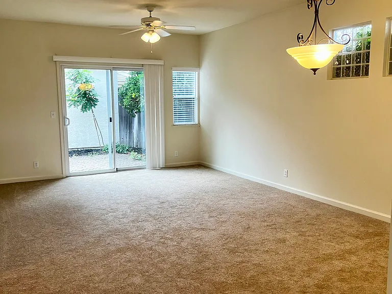 751 Silchester Ct — Photo 13
