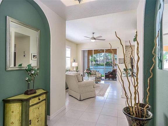 5th image of 1701 Auburn Lakes Dr Unit 11