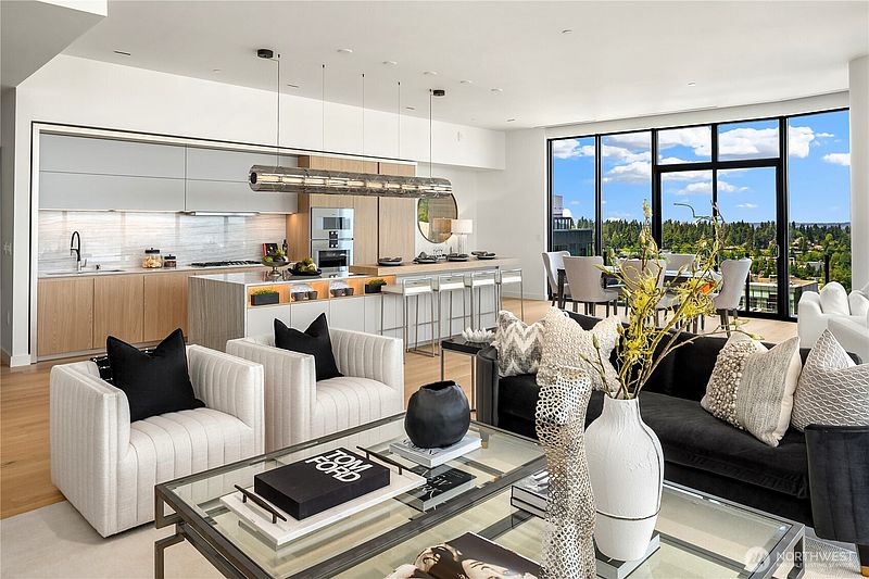 5th image of 838 Avenue Square NE #2602