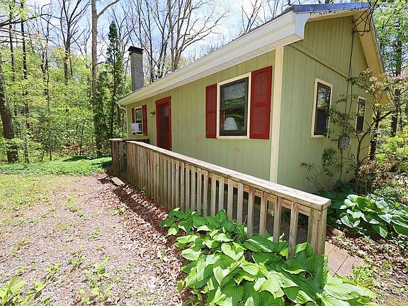 3rd image of 8710 Forman Rd
