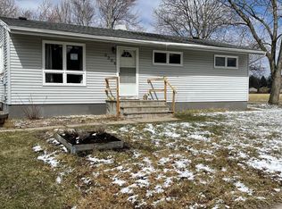 3206 W Lafayette Ave, Lansing, MI 48906