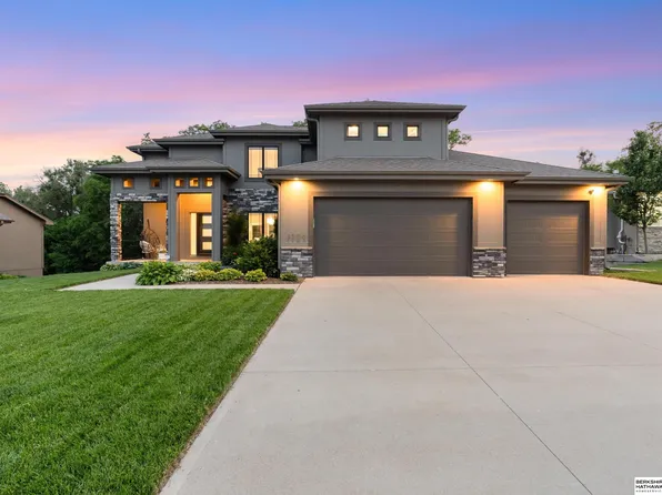 2506 N 188th St, Elkhorn, NE 68022