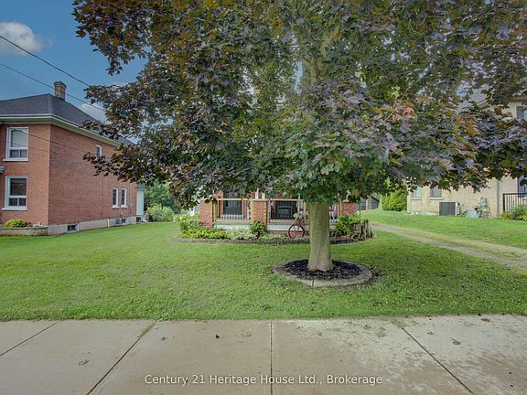 2nd image of 180 Bruce St S