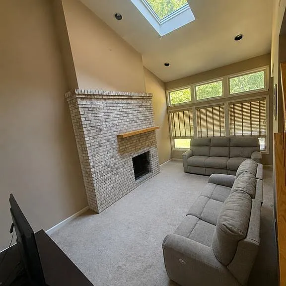 244 Butternut Dr — Photo 4