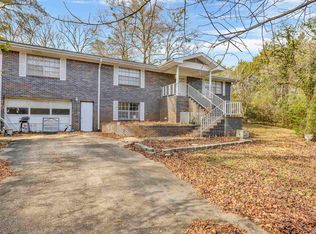 22 McGuire Ln, Pelham, AL 35124