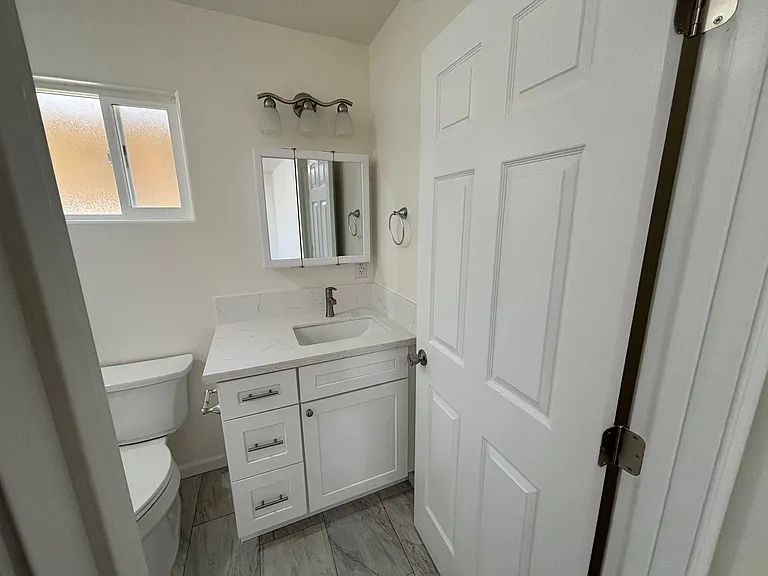 504 E Playa Blanca Ct #B — Photo 5