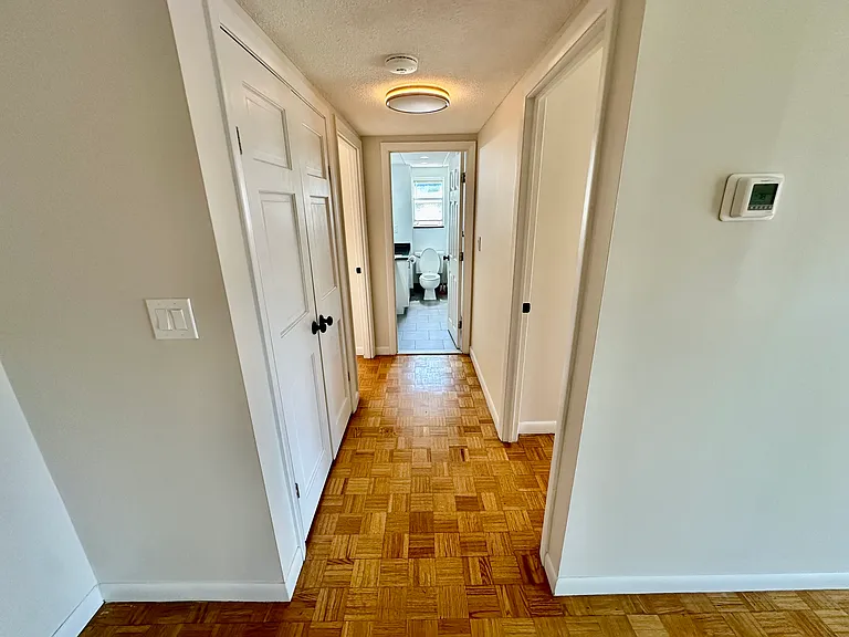 44 Broadlawn Park — Photo 10