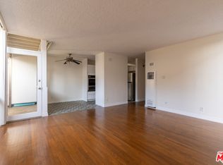 11131 Rose Ave #1, Los Angeles, CA 90034