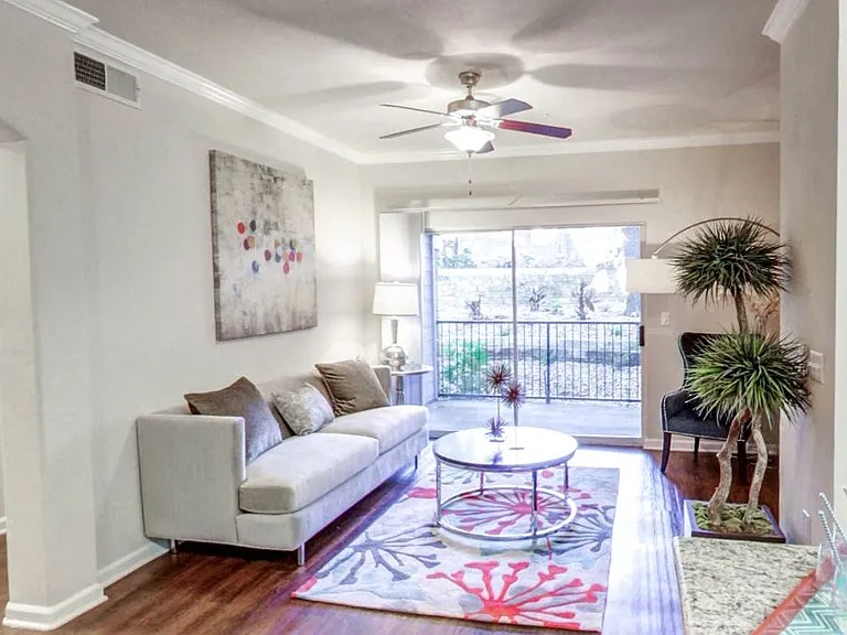 Apartments in Austin, TX - Nolina Flats Modern Living With Stylish Decor, Hardwood Flooring and Access to Outdoor Patio