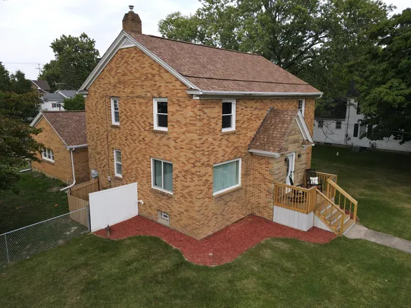 1239 144th Ave, Wayland, MI 49348