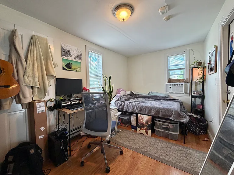 303 Hurley St #3 — Photo 6