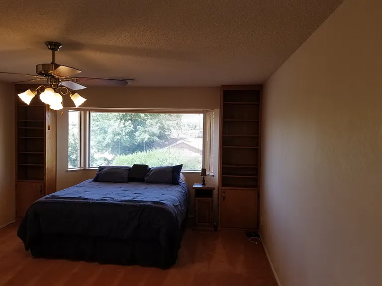 1118 E Fort Pierce Dr N — Photo 10