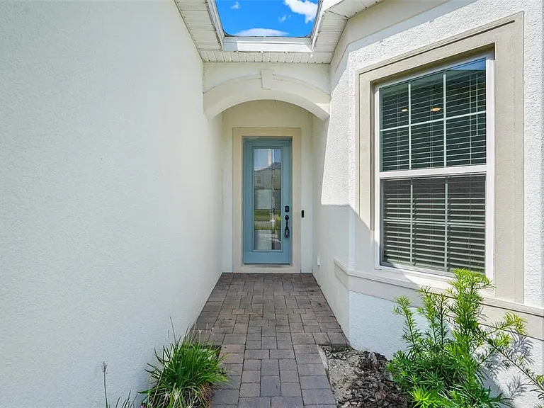 10393 Park Estates Ave — Photo 4