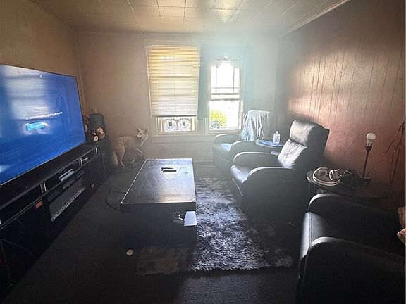 2nd image of 630 15th St