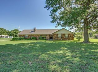 824 Bell Ct, Nowata, OK 74048